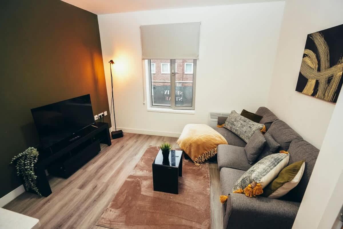 1Br City Centre Apt, Self Check In, Wifi, By Derbnb Шефилд Экстерьер фото